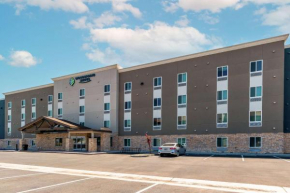 WoodSpring Suites Bakersfield Airport, Bakersfield